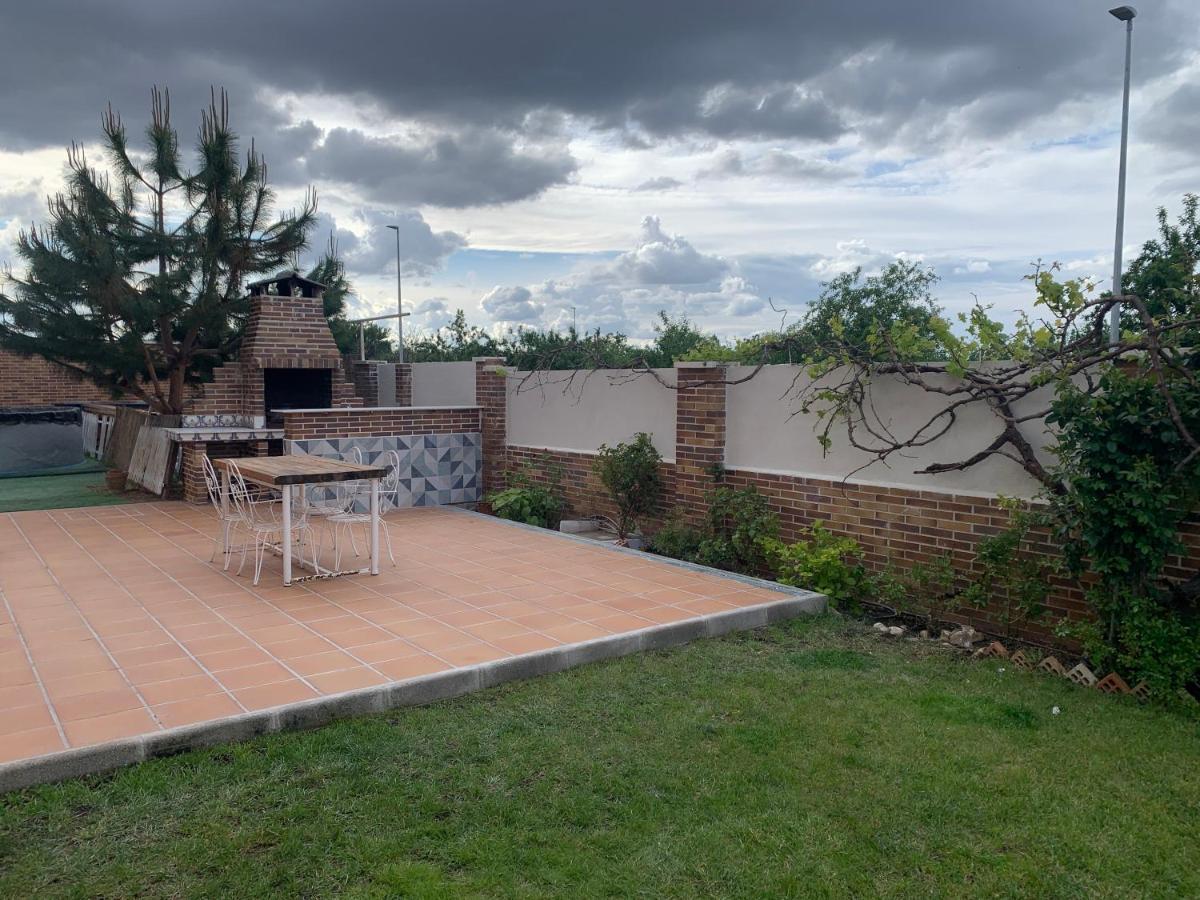 Chalet Villa Maria A 10 Minutos De Puy Du Fou Burguillos de Toledo Екстериор снимка